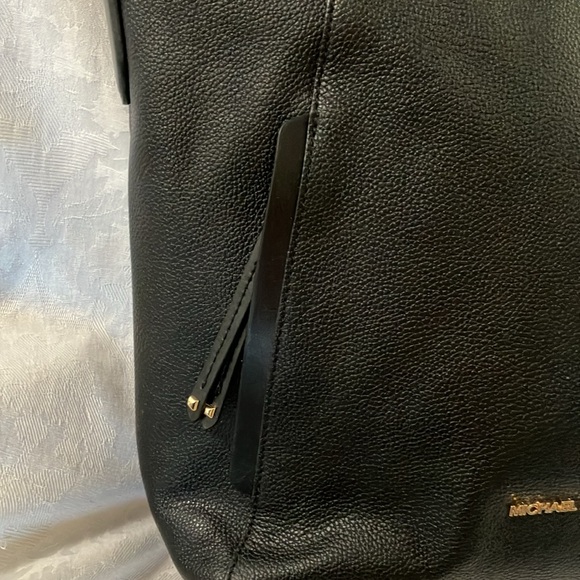 Michael Kors Large Evie Hobo Bag EUC - Picture 4 of 13